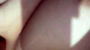 Filipina Girlfriend Reveals Her Wild Side in Homemade Clip  