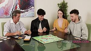 Freeuse friends rule with young fucking and daddy vibes 😏