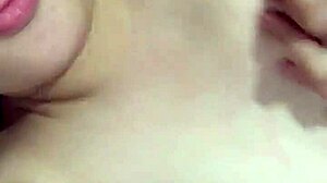 Filipina Girlfriend Reveals Her Wild Side in Homemade Clip  