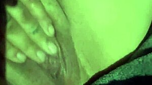 Redphoenix gets her pussy so wet it squirts during masturbation 😍💦