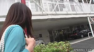 야, 일본녀 토모미 마츠다 무수정 손가락질 하는 거 봐