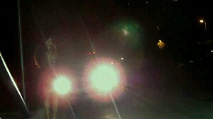 gostosa se exibe e faz sexo dentro do túnel e termina tendo que se explicar para a polícia