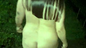 Big ass horny Latina fucks in public park