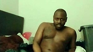 Watch Me Spread My Ass While Feeling Sexy!