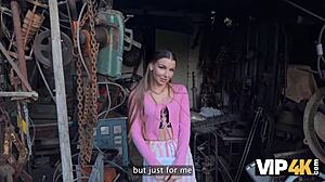 VIP4K 裏庭で借金者にレザーの下着姿でヤる