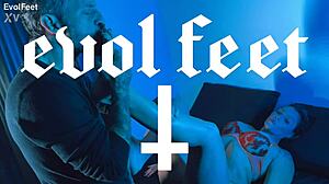 This Horny MILF's Feet Were Made For Your Pleasure.