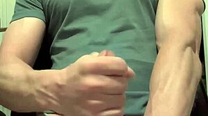 Quick Sleep Tight Session With Monster Cock Handjob