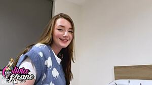 I swear, brit teen 18+ givin’ oily handjob’s unreal!