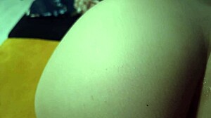 Masturbation In Front Of Beautiful Ass!