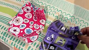 Padrastro Pervertido Frota Los Calzoncitos De Su Hijastra En Su Verga Y Termina Follandola Hasta Correrse