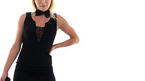 Lesbian Stunners Fist Wet Snatches And Anuses