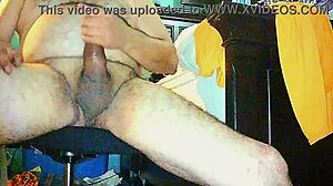 Turning Me On with Slutty Flashing and Masturbation 😍