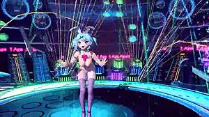 Hatsune Miku çıplak tavşan kostümüyle büyük memeler ve tanrıça kıçıyla tahrik ediyor