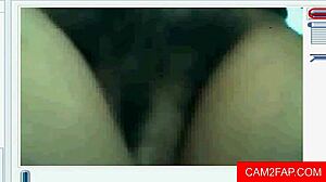 I am a sexy teen masturbating on webcam. Watch me cum hardd.