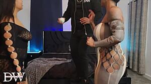 Spy catches ebony threesome with Porsha Carrera