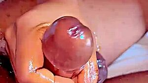 Apmgang Receiving A Hand Job