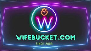 Chilly night fucking on the porch, so wild! ❄️🔥