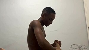 i gave her a masssage and got to fuck her pussy soo good