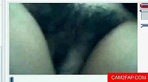 I am a sexy teen masturbating on webcam. Watch me cum hardd.