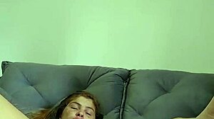 i wanna take a cum shower on my armpits while masturbating