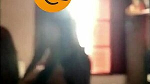 um negro vai fazer isso com sua esposa voce faria esse acordo 😏