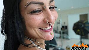 caroleta roots and loupan get tight with steamy creampie action