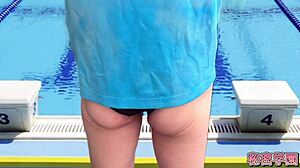 I'm a Guy Who Secretly Cross-Dresses and Masturbates in Women's Swimsuits at Swimming Class