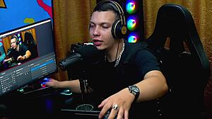 Exclusive Naked Video Of Martina Oliveira's Natural Tits In Interview