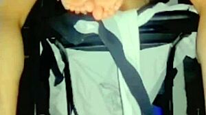 Vecina 18 le encanta la verga siempre y cuando le pagues las u�as