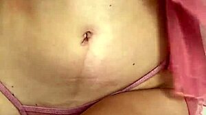 Heidy Pinos live webcam tease με φυσικά βυζιά