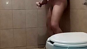 Hayami's homemade solo session with toys