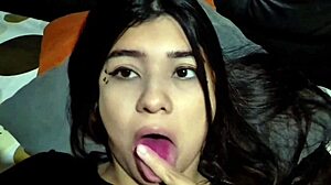 I’m obsessed with this latina sumisa getting drilled hard in bed