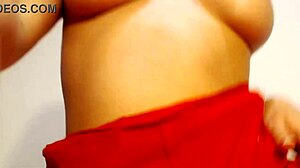 A brunette performs on WEBCAM in an UNTITLED session