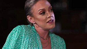 Stepmom Dee Williams And Stepdaughter Tiffany Watson In Lesbian Cunilingus!