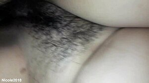 Hey, what's happening with this mature lady?