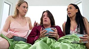 Ophelia Kaan's Teasing Blowjob Fixation