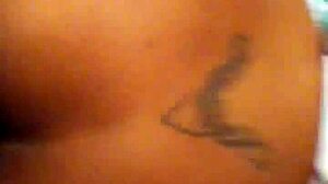 nice round ass gets bold attention from amateurs