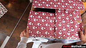 Heyy, this naughty milf turned herself into a glory hole gift for stepson! 😜