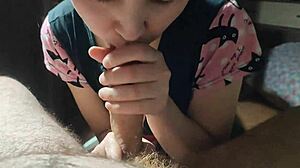 เหลือเชื่อ! สาวเกาหลีสวยนวดควยด้วยมือและปากจนเสร็จ!