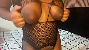 joi punheta guiada- goze junto comigo safado em 3 2 1