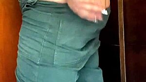 Milf Culona Latina Shows Off Huge Wet Curves in USA Scene