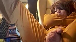 Fine Ass Tranny Uses Big Dildo On Herself.