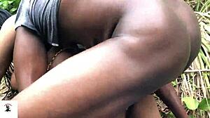 quick fuck with roadside babe ends in orgasm