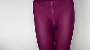 Cum on my burgundy leggings?