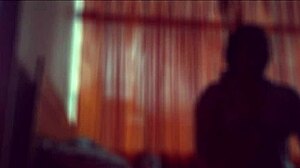 Me acuesto con amigo casto de mi esposo que se vacea toda su leche dentro de mi vagina