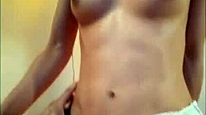 pasandola bien con mi rommie un rapidin antes de que nos cachen 😏