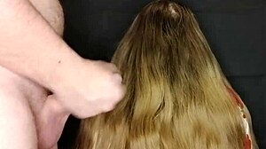 Came on stepmom's long hair, she didn't mind 😏