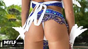 Brazilian milf vivianne desilva in carnival costume answers fans while riding big cock sideways