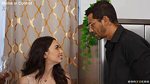 Cant Control Chloe Surreal Brazzers Threesome