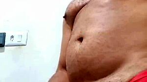 Yuri Gaucho Brazilian Bear Amateur Handjob Leads To Big Cumload